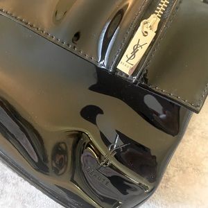Makeup bag